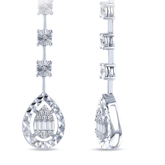 0,23 Karat Baget Pırlanta Küpe Capar