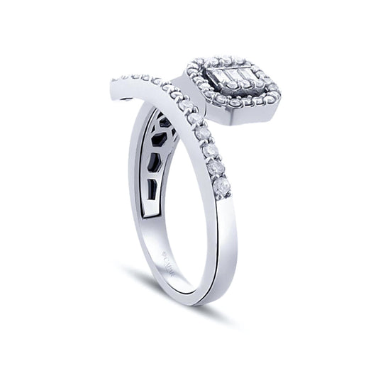 0.58 Karat Pırlanta Baget Yüzük Capar Diamond