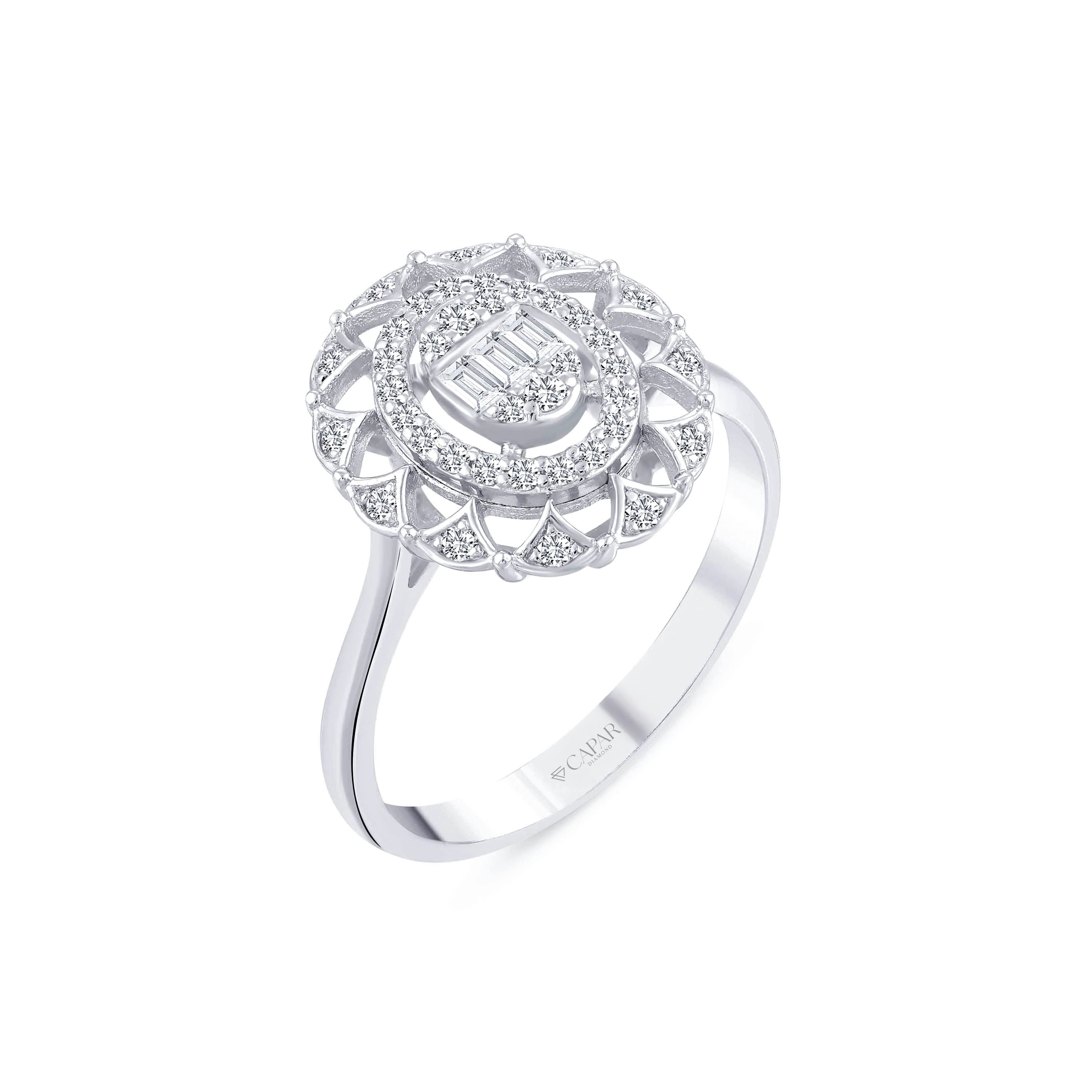 0.28 Karat Pırlanta Baget Yüzük Capar Diamond