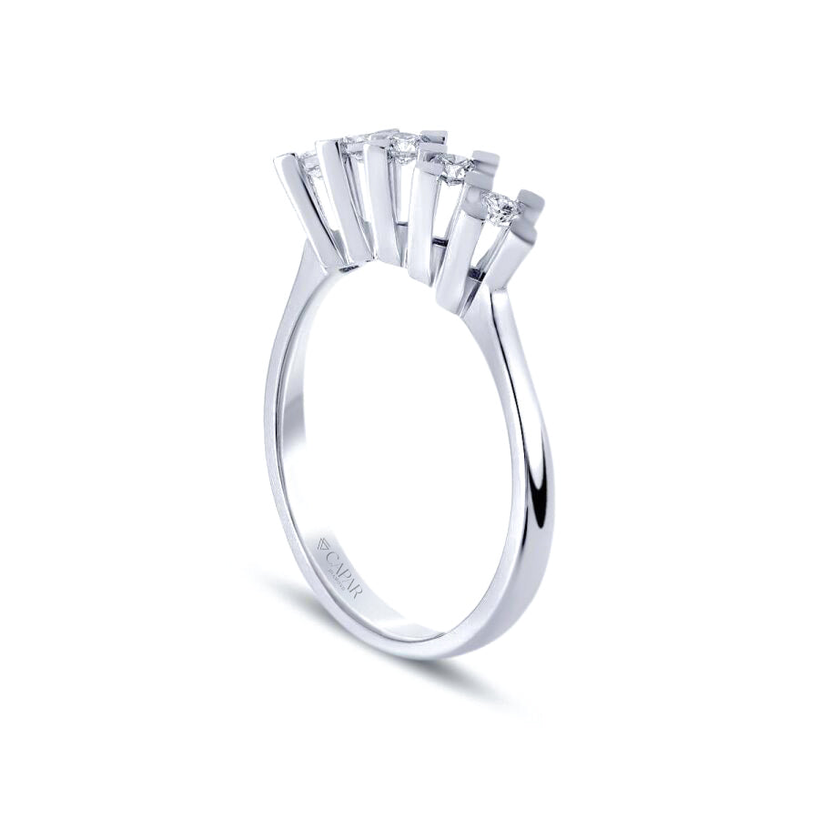 0.30 Karat Pırlanta Beştaş Yüzük